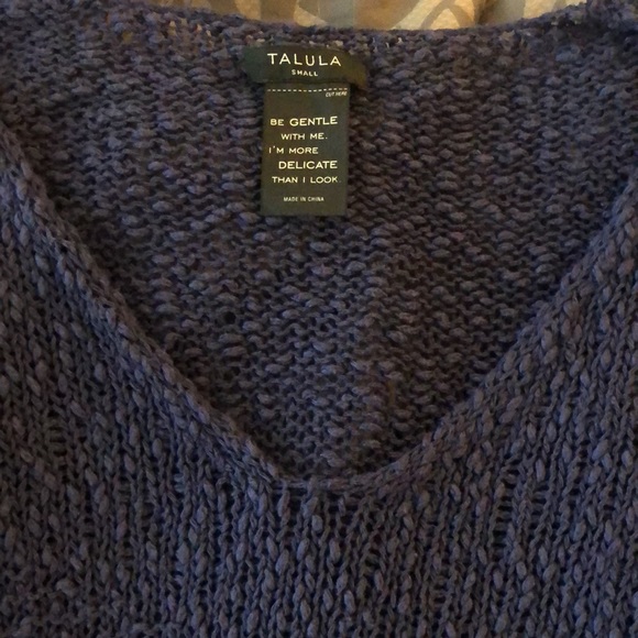 Talula open weave sweater with asymmetrical hem - Picture 2 of 2